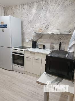 1-к квартира, посуточно, 37м2, 8/14 этаж