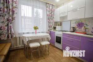 1-к квартира, посуточно, 36м2, 2/9 этаж