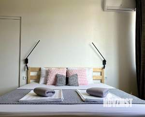 1-к квартира, посуточно, 52м2, 1/1 этаж