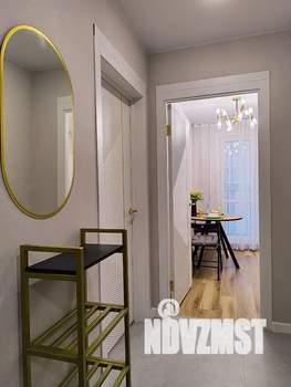 1-к квартира, посуточно, 37м2, 4/9 этаж