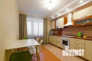 1-к квартира, посуточно, 50м2, 1/8 этаж