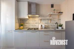 1-к квартира, посуточно, 43м2, 1/1 этаж