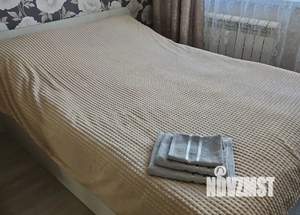 1-к квартира, посуточно, 38м2, 4/9 этаж