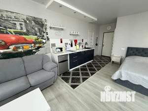 Студия квартира, посуточно, 40м2, 6/18 этаж