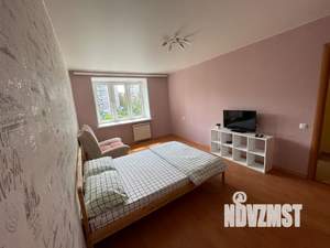 1-к квартира, посуточно, 40м2, 5/9 этаж