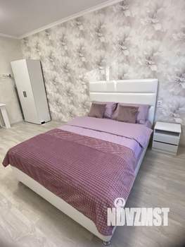 1-к квартира, посуточно, 43м2, 4/9 этаж