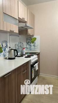 Студия квартира, посуточно, 27м2, 7/10 этаж