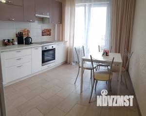 1-к квартира, посуточно, 45м2, 11/16 этаж