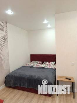 1-к квартира, посуточно, 33м2, 1/9 этаж