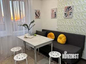 1-к квартира, посуточно, 35м2, 1/1 этаж