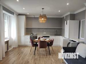 2-к квартира, посуточно, 74м2, 8/17 этаж