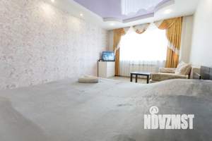 1-к квартира, посуточно, 54м2, 7/10 этаж