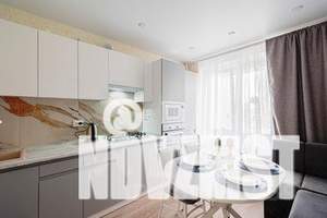 1-к квартира, посуточно, 37м2, 4/6 этаж