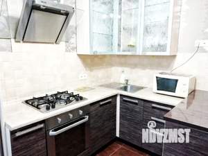 1-к квартира, посуточно, 50м2, 8/10 этаж