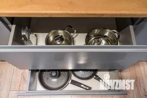 Студия квартира, посуточно, 35м2, 5/20 этаж