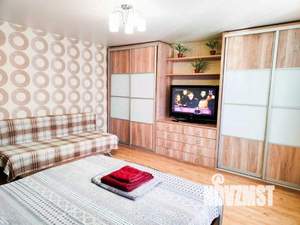 1-к квартира, посуточно, 40м2, 1/1 этаж