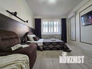 1-к квартира, посуточно, 42м2, 1/1 этаж