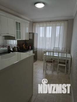 2-к квартира, посуточно, 78м2, 14/18 этаж