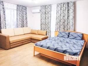 2-к квартира, посуточно, 60м2, 1/17 этаж