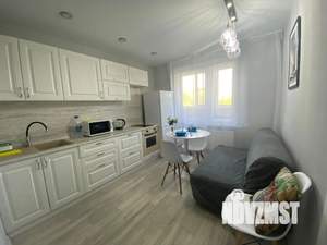 1-к квартира, посуточно, 37м2, 1/16 этаж