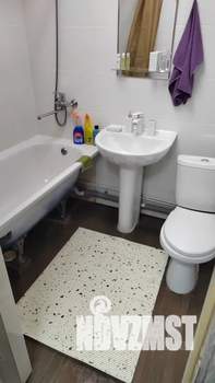 1-к квартира, посуточно, 42м2, 1/18 этаж