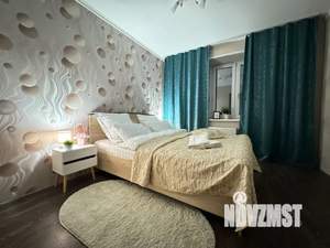 2-к квартира, посуточно, 68м2, 8/14 этаж