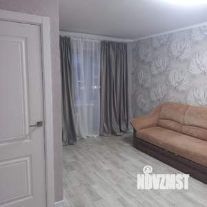 1-к квартира, на длительный срок, 350м2, 4/5 этаж