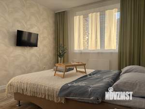 1-к квартира, посуточно, 40м2, 7/18 этаж