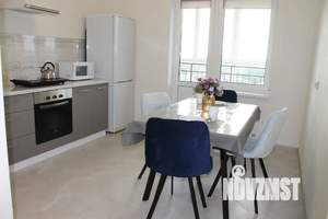 1-к квартира, посуточно, 40м2, 15/16 этаж