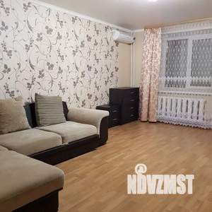 1-к квартира, посуточно, 54м2, 8/10 этаж