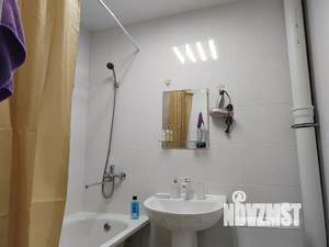 1-к квартира, посуточно, 42м2, 1/18 этаж