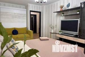 1-к квартира, посуточно, 44м2, 4/9 этаж