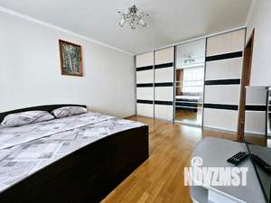 2-к квартира, посуточно, 75м2, 1/1 этаж