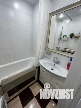 1-к квартира, посуточно, 42м2, 7/9 этаж