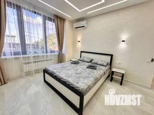 Студия квартира, посуточно, 38м2, 3/24 этаж