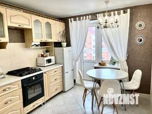 1-к квартира, посуточно, 42м2, 7/9 этаж