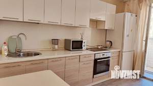 1-к квартира, посуточно, 40м2, 11/16 этаж