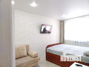 1-к квартира, посуточно, 35м2, 2/8 этаж