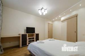 2-к квартира, посуточно, 65м2, 1/1 этаж