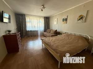 1-к квартира, посуточно, 50м2, 1/7 этаж