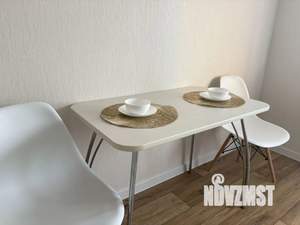 1-к квартира, посуточно, 40м2, 8/18 этаж