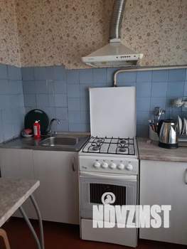 1-к квартира, посуточно, 42м2, 1/5 этаж