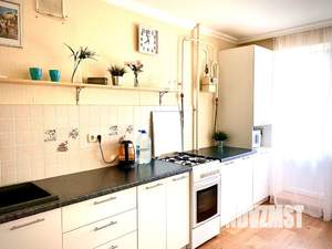 1-к квартира, посуточно, 36м2, 8/10 этаж