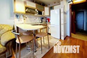 2-к квартира, посуточно, 50м2, 9/10 этаж