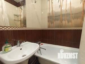 Студия квартира, посуточно, 33м2, 15/18 этаж