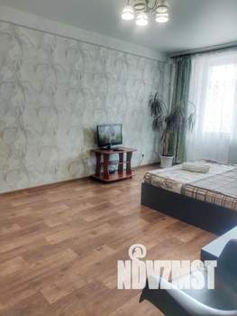1-к квартира, посуточно, 50м2, 7/10 этаж
