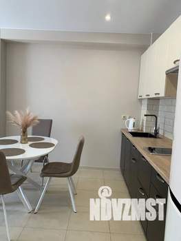 1-к квартира, посуточно, 42м2, 2/15 этаж