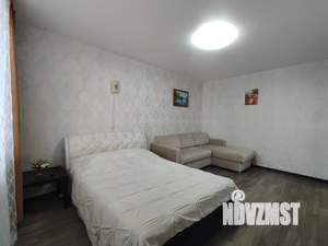 1-к квартира, посуточно, 38м2, 1/16 этаж