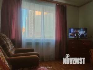 1-к квартира, посуточно, 38м2, 2/9 этаж