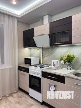 1-к квартира, посуточно, 33м2, 2/9 этаж
